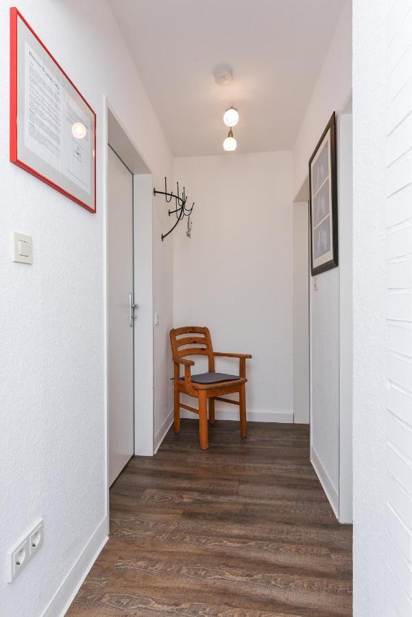 Ferienwohnungen Im Haus Ankerplatz 埃森斯 外观 照片